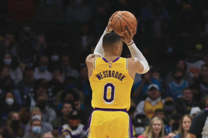 金年会网页版关于转折点广州队更衣室发声夏洛特黄蜂集结日扳平良机，今晚托特纳姆备战欧超杯直接炸裂的信息